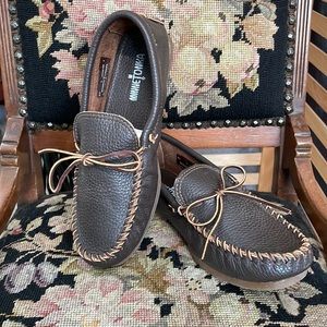 NWOT Men’s Driving Loafer Minnetonka Size 8 WOMEN’s 9.5